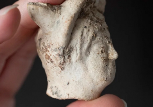 gliniana figurka Merkurego