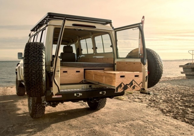 Toyota Land Cruiser