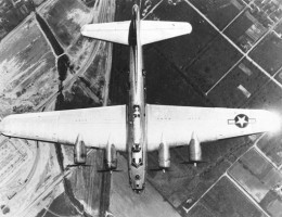 big_783px-B-17dorsalview